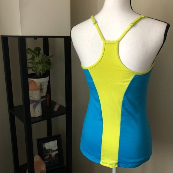 *TAPOUT* Green x Blue Racerback Athletic Tank Top - Picture 3 of 5